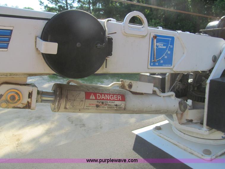 image for item I7010 2008 Dodge Ram 5500 service truck with crane