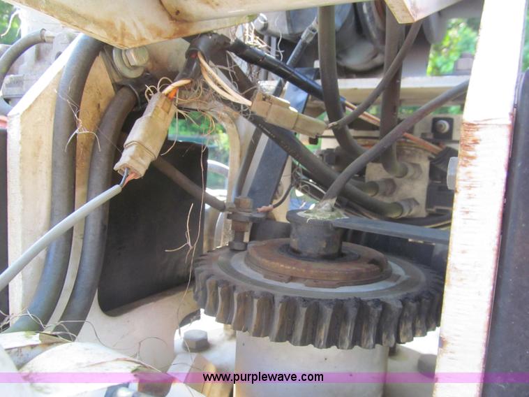 image for item I7010 2008 Dodge Ram 5500 service truck with crane