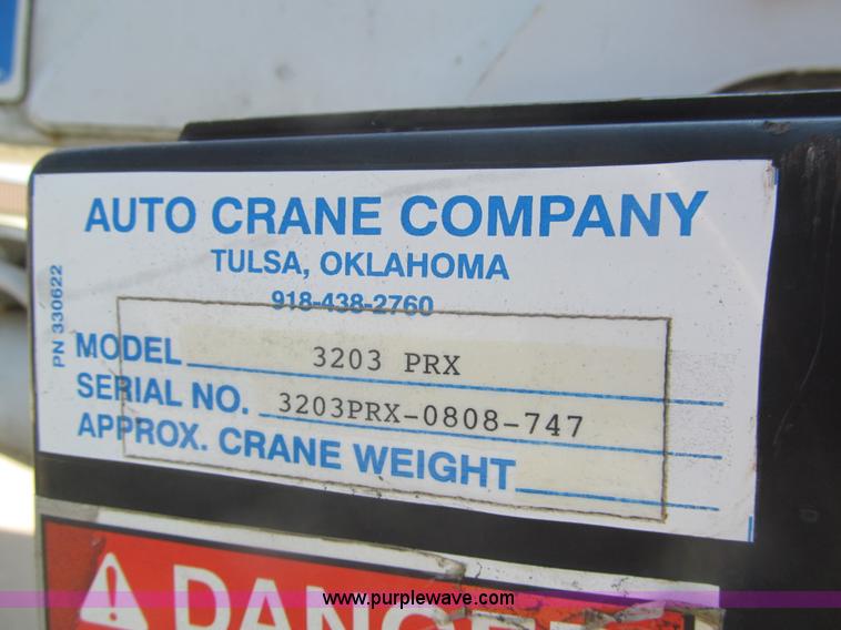 image for item I7010 2008 Dodge Ram 5500 service truck with crane