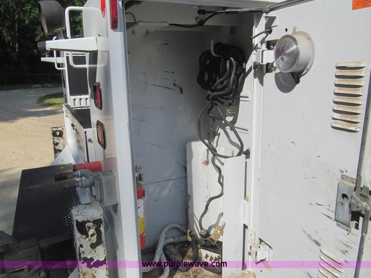 image for item I7010 2008 Dodge Ram 5500 service truck with crane