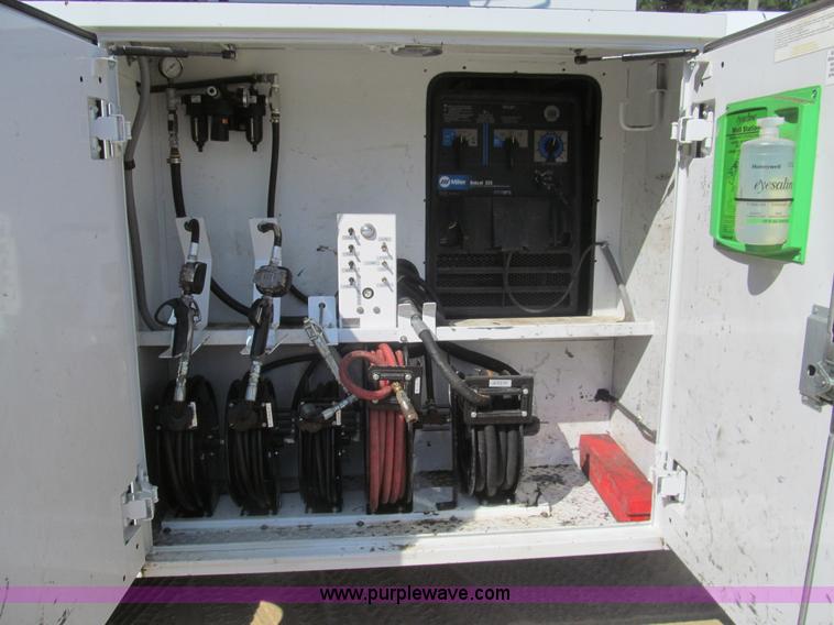 image for item I7010 2008 Dodge Ram 5500 service truck with crane