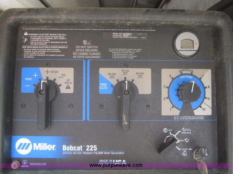 image for item I7010 2008 Dodge Ram 5500 service truck with crane