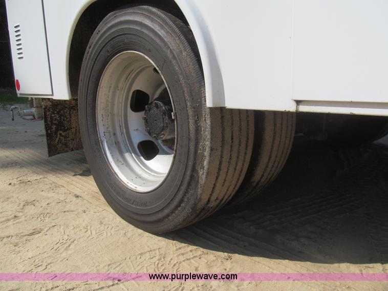 image for item I7010 2008 Dodge Ram 5500 service truck with crane