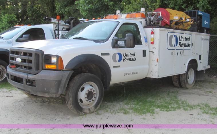 image for item I7011 2006 Ford F550 Super Duty XL service truck