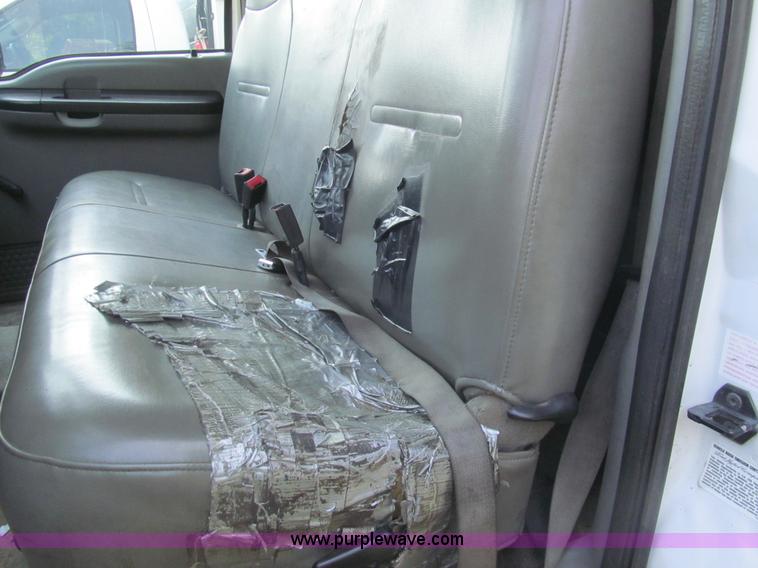 image for item I7011 2006 Ford F550 Super Duty XL service truck