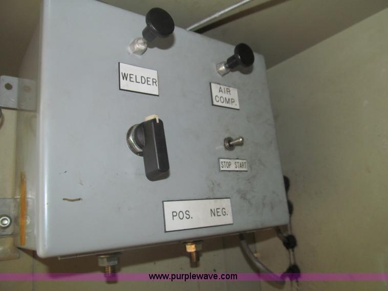 image for item I7011 2006 Ford F550 Super Duty XL service truck