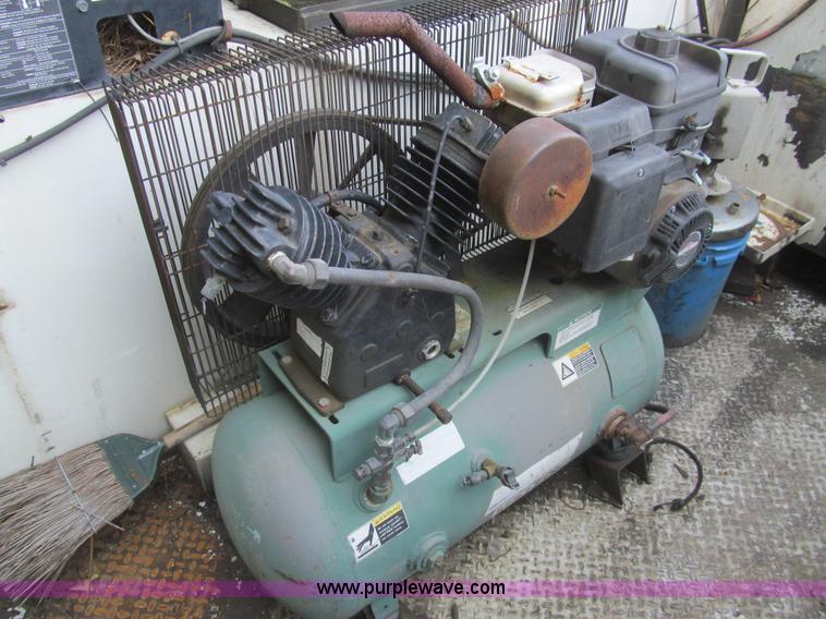 image for item I7011 2006 Ford F550 Super Duty XL service truck