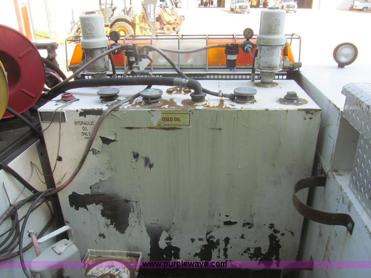 image for item I7011 2006 Ford F550 Super Duty XL service truck