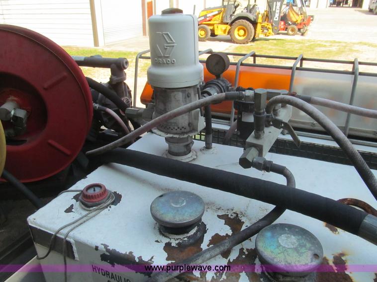 image for item I7011 2006 Ford F550 Super Duty XL service truck