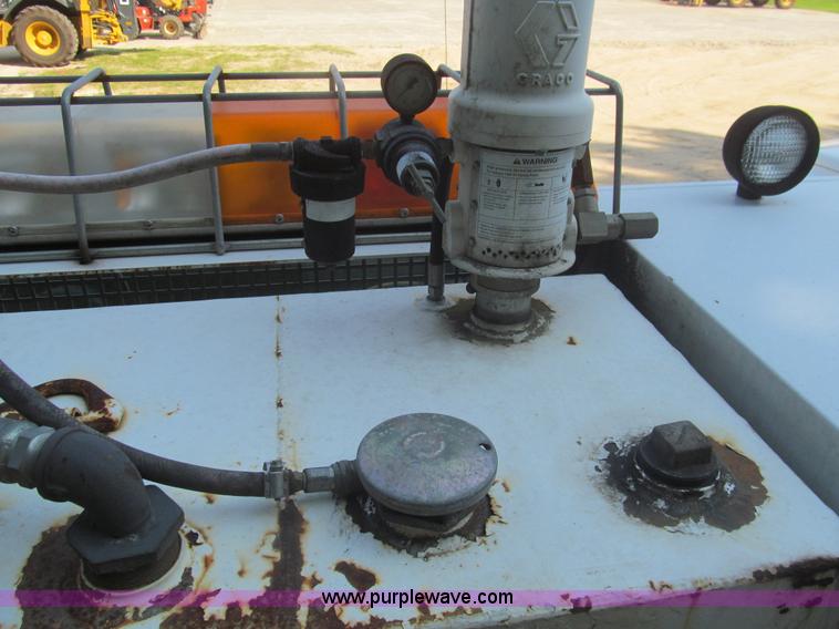 image for item I7011 2006 Ford F550 Super Duty XL service truck