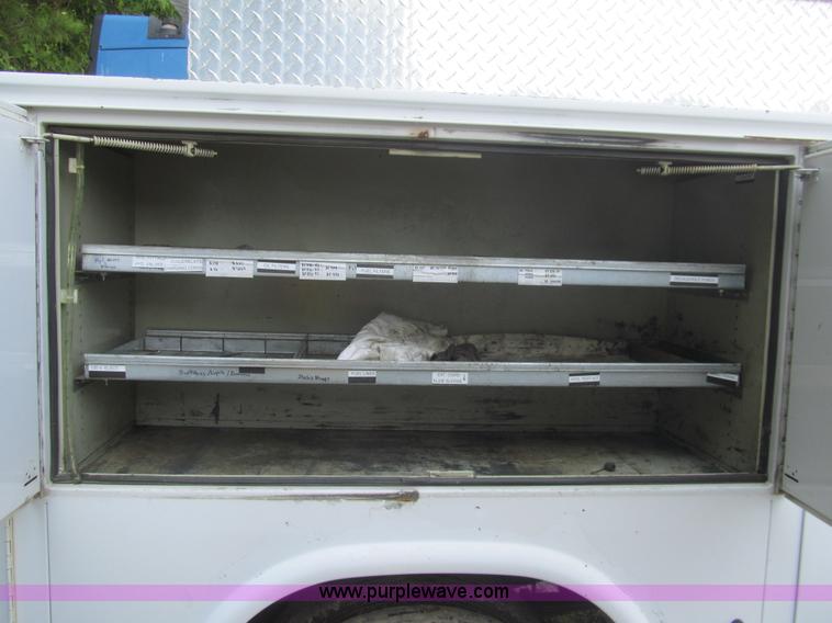 image for item I7011 2006 Ford F550 Super Duty XL service truck