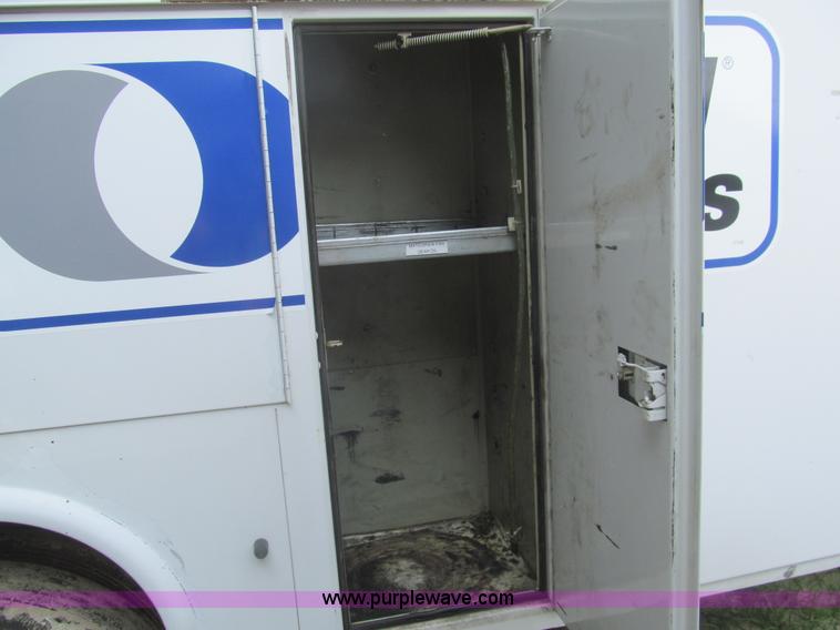 image for item I7011 2006 Ford F550 Super Duty XL service truck