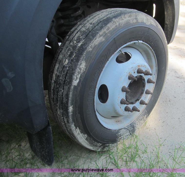 image for item I7011 2006 Ford F550 Super Duty XL service truck