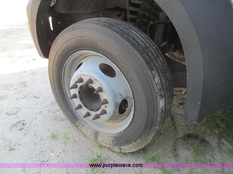 image for item I7011 2006 Ford F550 Super Duty XL service truck