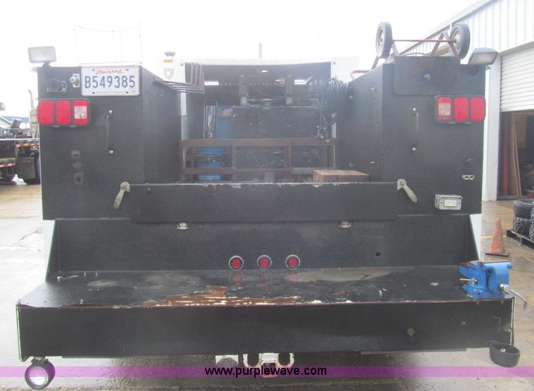 image for item J2000 2007 Ford F550 Super Duty XL service truck