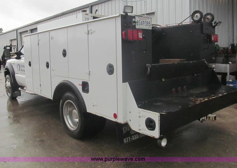 image for item J2000 2007 Ford F550 Super Duty XL service truck