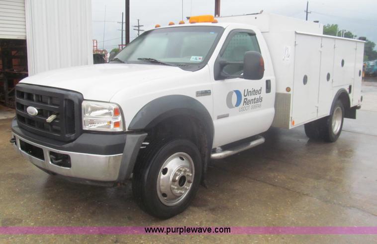 image for item J2000 2007 Ford F550 Super Duty XL service truck