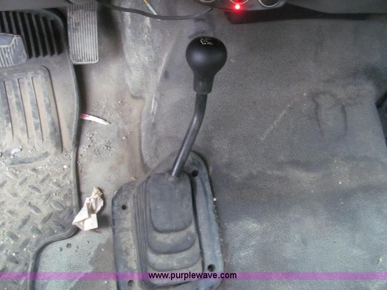 image for item J2000 2007 Ford F550 Super Duty XL service truck