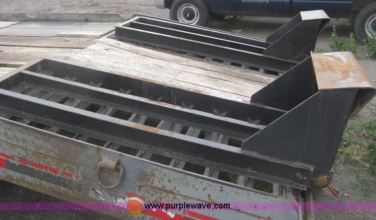 image for item AS9143 2000 Interstate 20DTA flatbed trailer