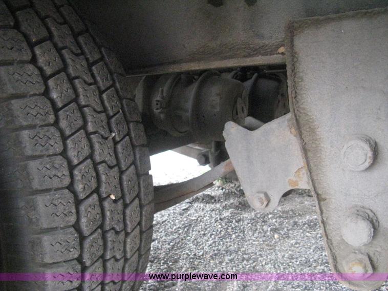 image for item AS9143 2000 Interstate 20DTA flatbed trailer