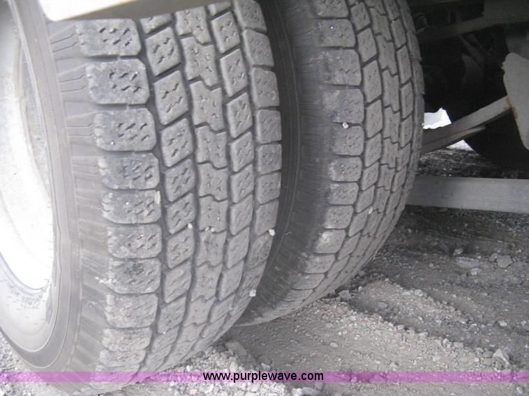 image for item AS9143 2000 Interstate 20DTA flatbed trailer