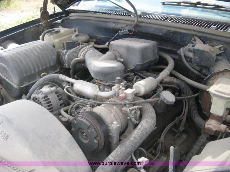 image for item AS9149 1998 Chevrolet 2500 pickup truck