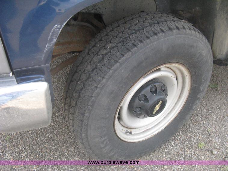 image for item AS9149 1998 Chevrolet 2500 pickup truck