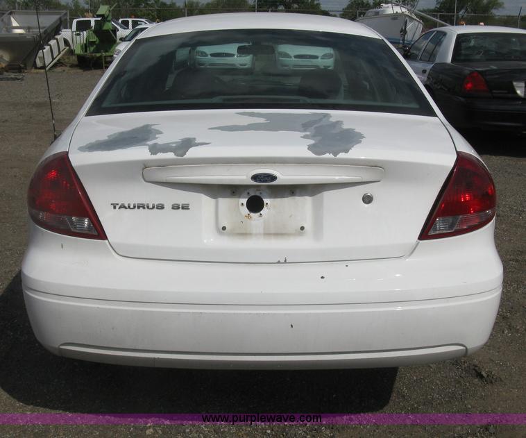 image for item AS9151 2006 Ford Taurus SE