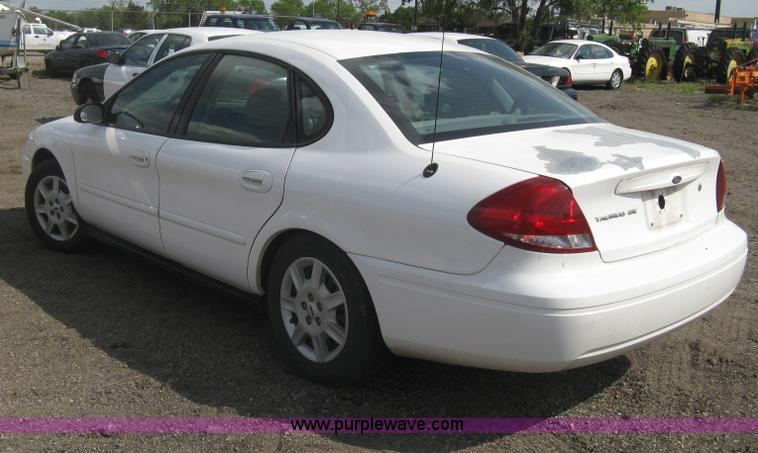 image for item AS9151 2006 Ford Taurus SE