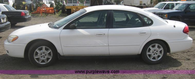 image for item AS9151 2006 Ford Taurus SE