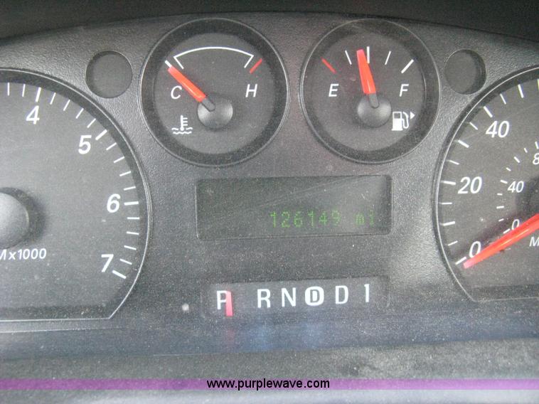 image for item AS9151 2006 Ford Taurus SE