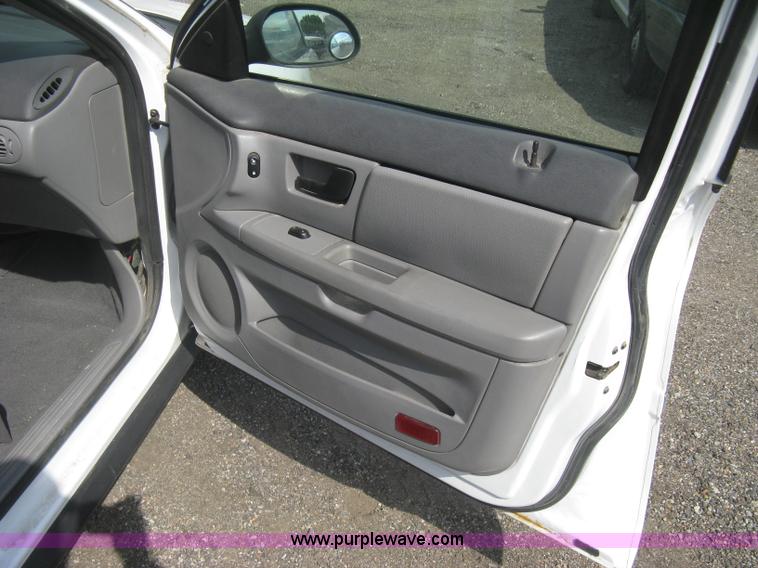 image for item AS9151 2006 Ford Taurus SE