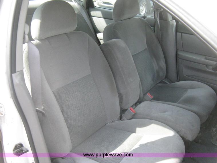 image for item AS9151 2006 Ford Taurus SE