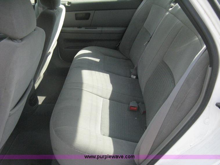 image for item AS9151 2006 Ford Taurus SE