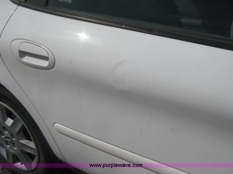 image for item AS9151 2006 Ford Taurus SE