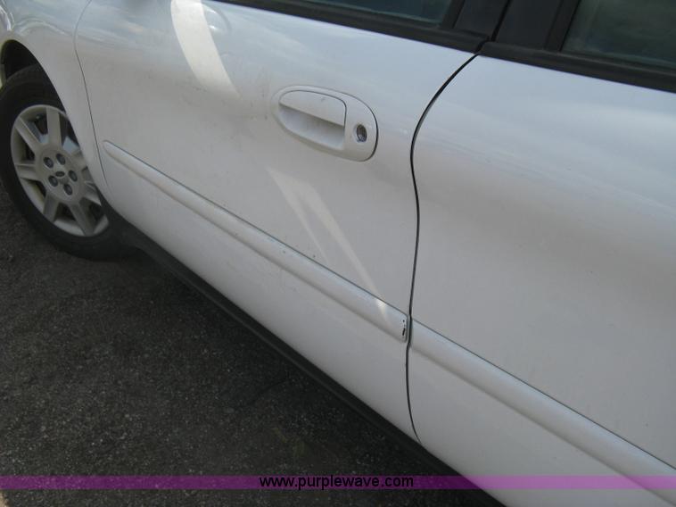 image for item AS9151 2006 Ford Taurus SE