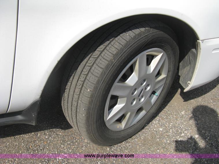 image for item AS9151 2006 Ford Taurus SE