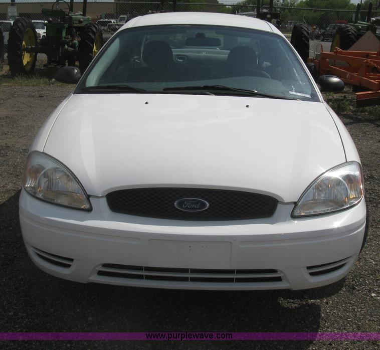 image for item AS9154 2006 Ford Taurus SE