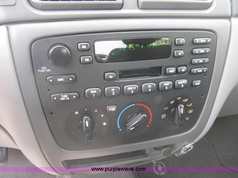 image for item AS9154 2006 Ford Taurus SE