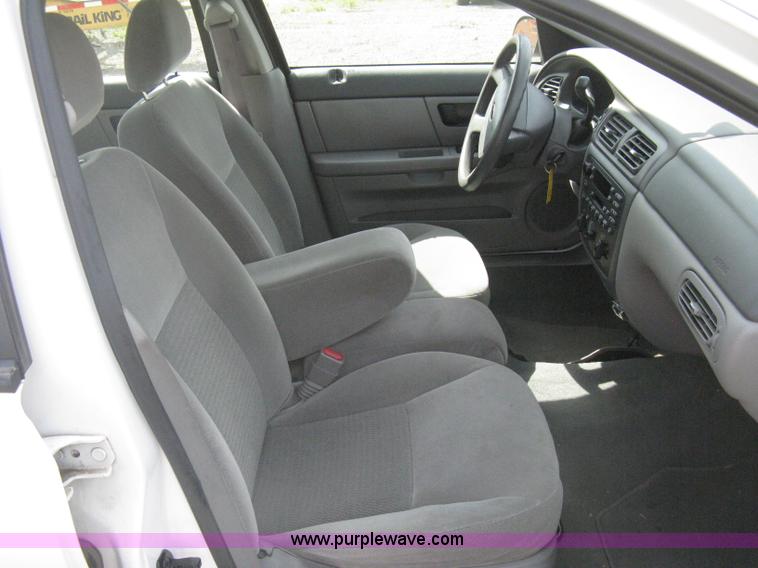 image for item AS9154 2006 Ford Taurus SE