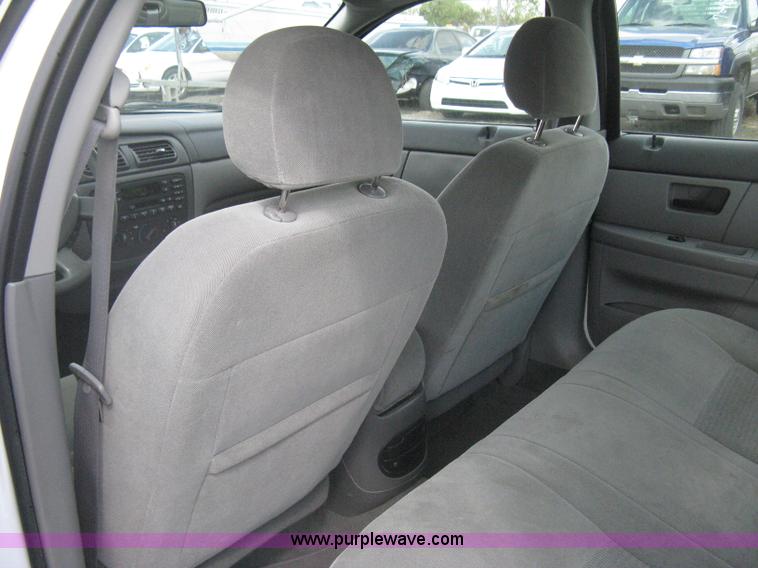 image for item AS9154 2006 Ford Taurus SE