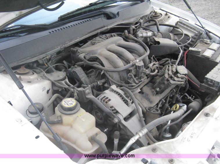 image for item AS9154 2006 Ford Taurus SE