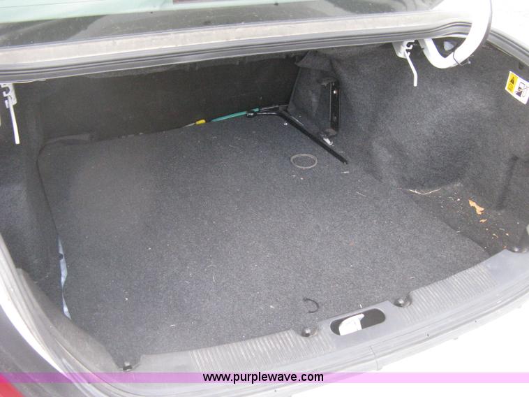 image for item AS9154 2006 Ford Taurus SE