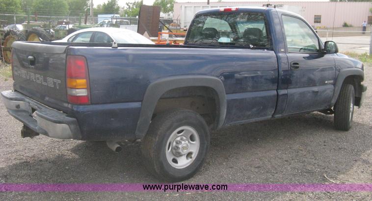 image for item AS9156 Chevrolet Silverado 2500 pickup truck