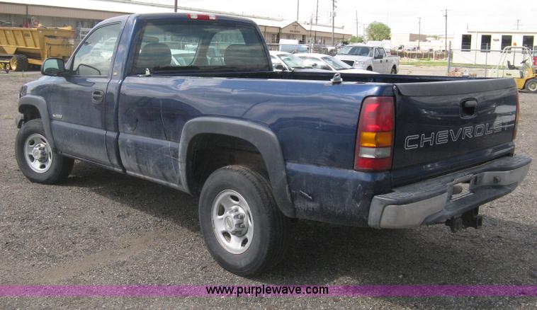 image for item AS9156 Chevrolet Silverado 2500 pickup truck