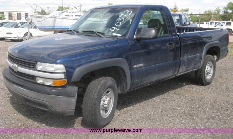 image for item AS9156 Chevrolet Silverado 2500 pickup truck