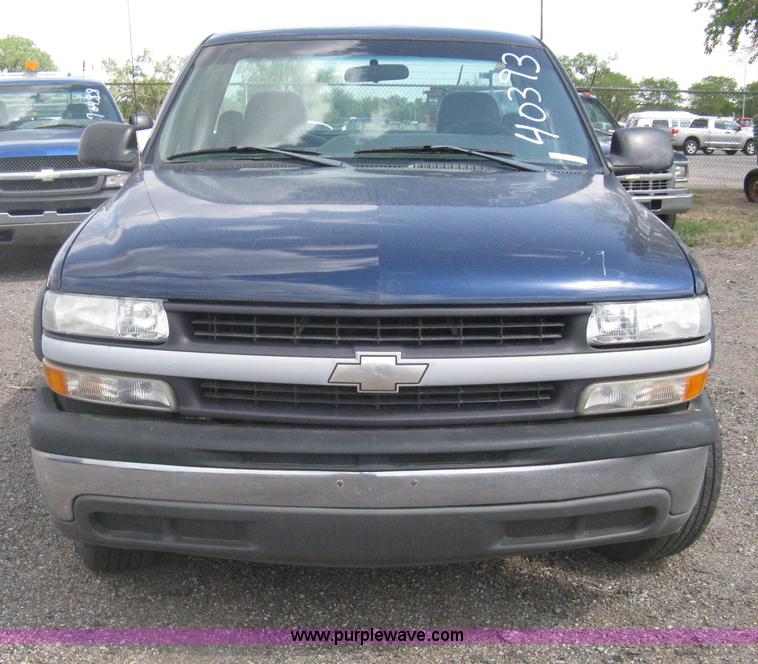 image for item AS9156 Chevrolet Silverado 2500 pickup truck