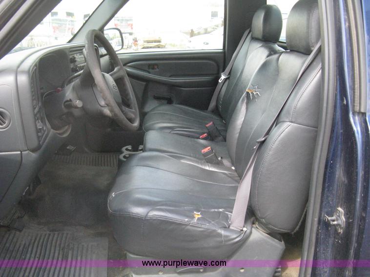 image for item AS9156 Chevrolet Silverado 2500 pickup truck