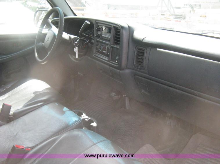 image for item AS9156 Chevrolet Silverado 2500 pickup truck