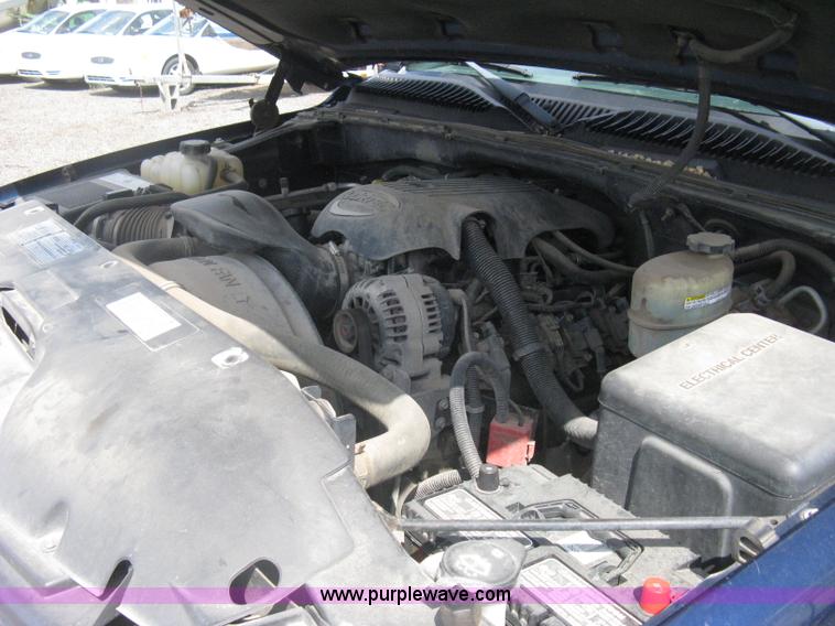 image for item AS9156 Chevrolet Silverado 2500 pickup truck